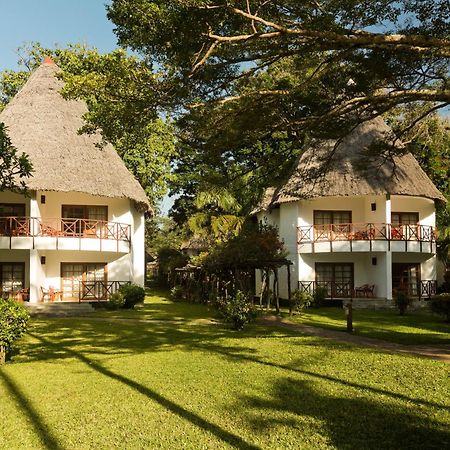 Neptune Village Beach Resort & Spa Galu Eksteriør bilde
