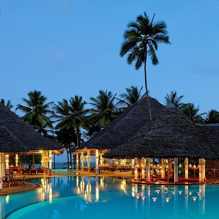Neptune Village Beach Resort & Spa Galu Eksteriør bilde