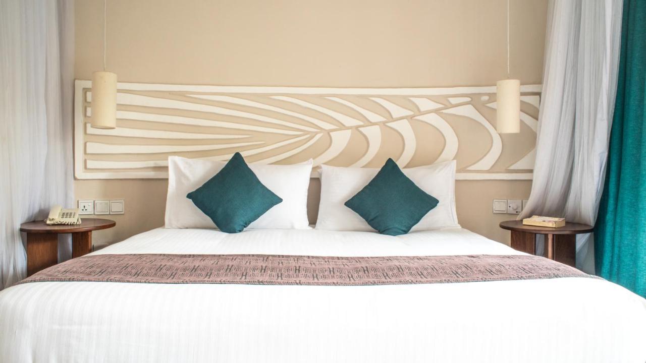 Neptune Village Beach Resort & Spa Galu Eksteriør bilde