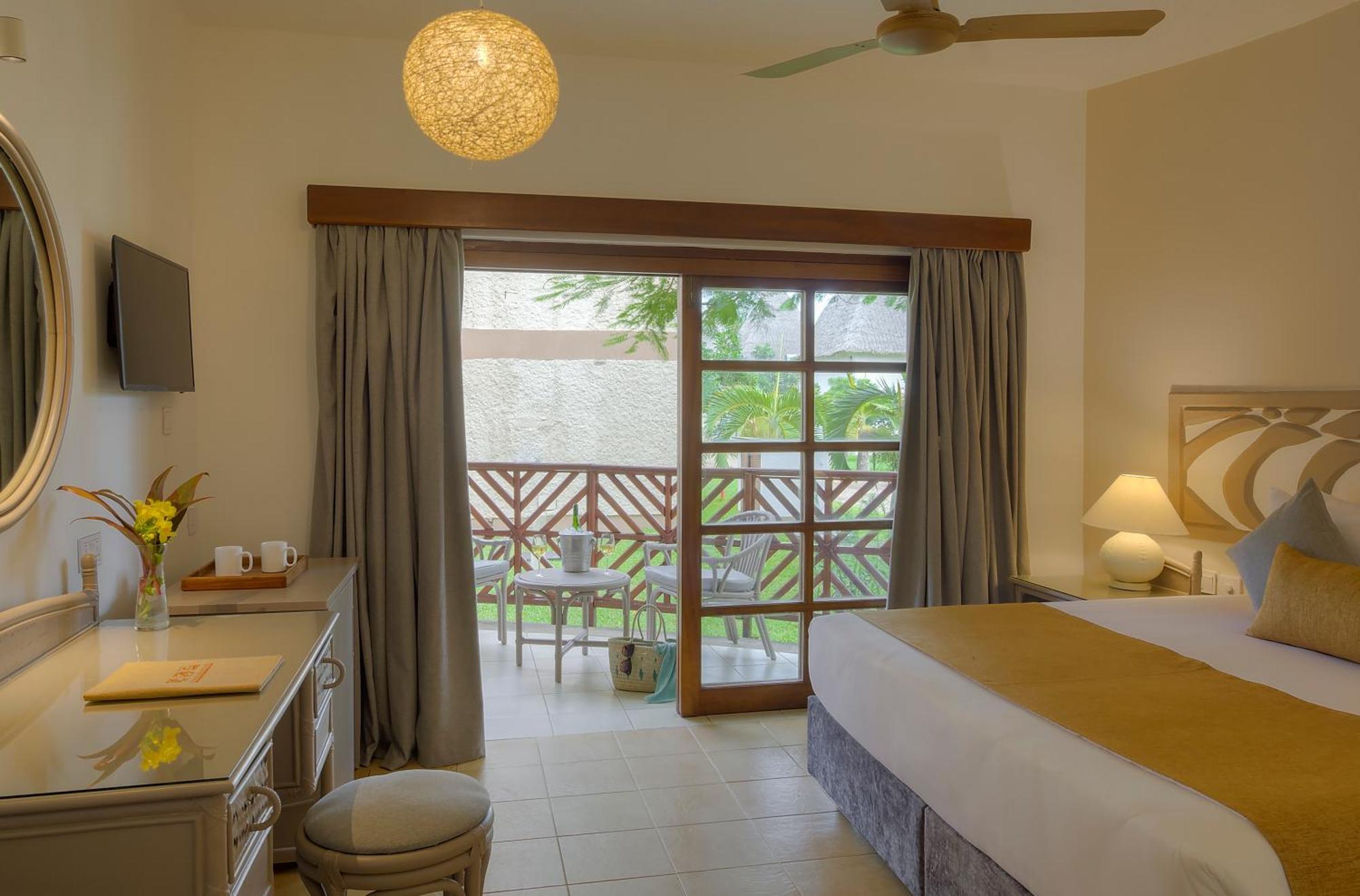 Neptune Village Beach Resort & Spa Galu Eksteriør bilde