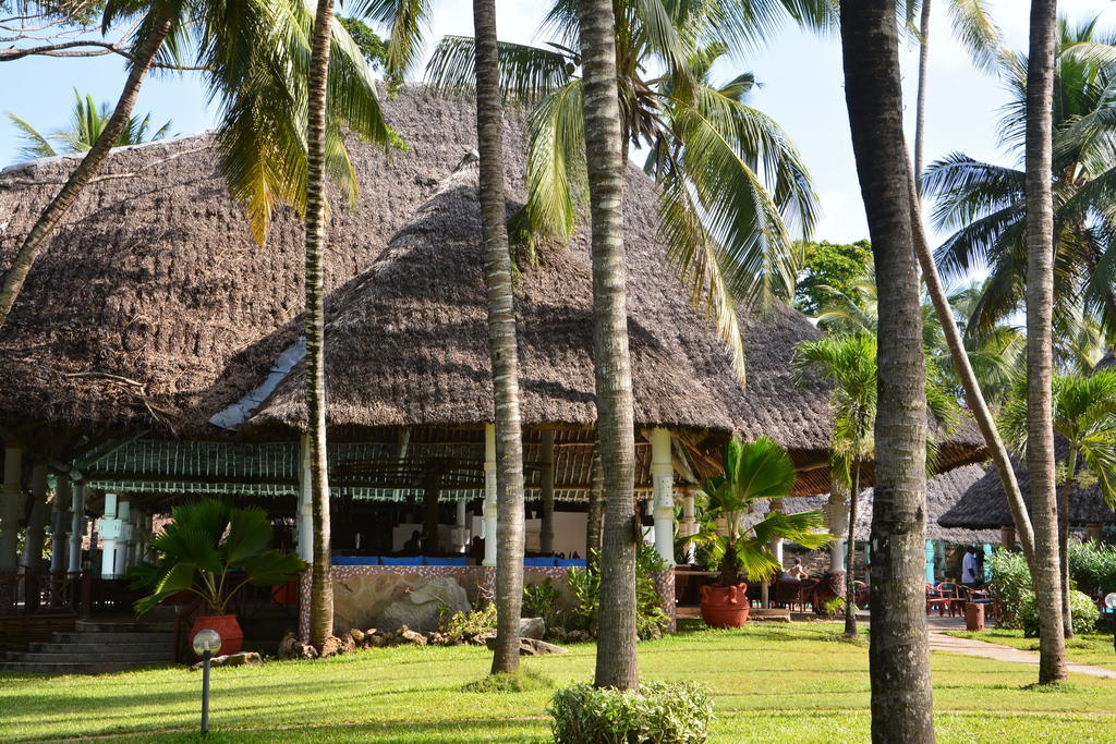 Neptune Village Beach Resort & Spa Galu Eksteriør bilde