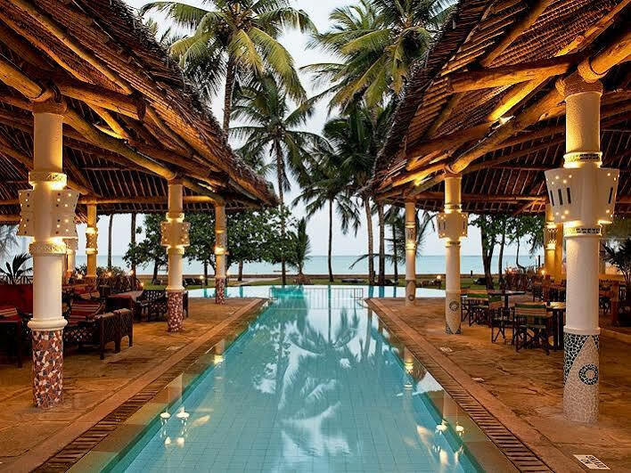 Neptune Village Beach Resort & Spa Galu Eksteriør bilde